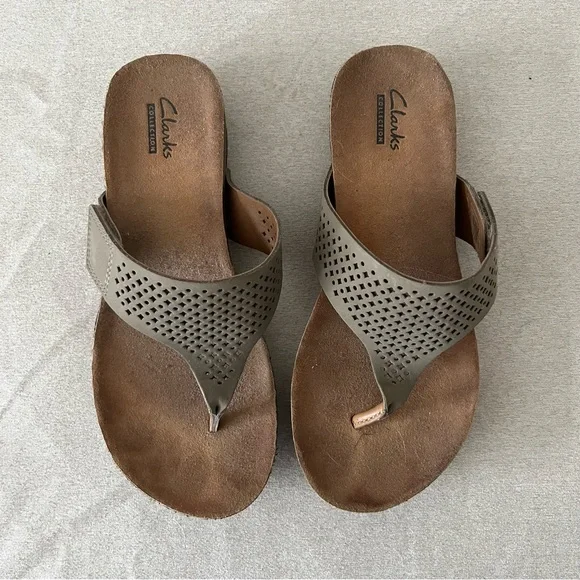 Clarks Sandals - Picture 3 of 4